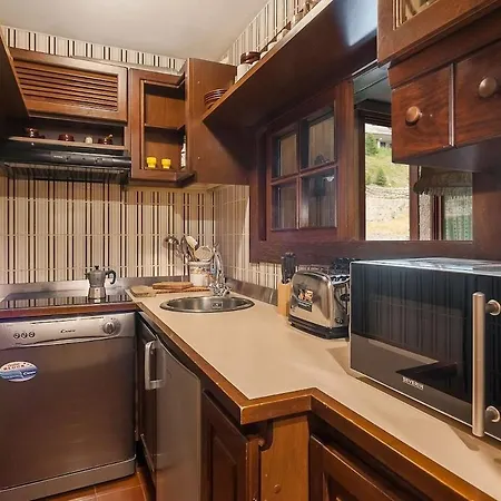 Trilocale Alpino Giomein Parcheggio Privato Davanti Alle Piste Appartement